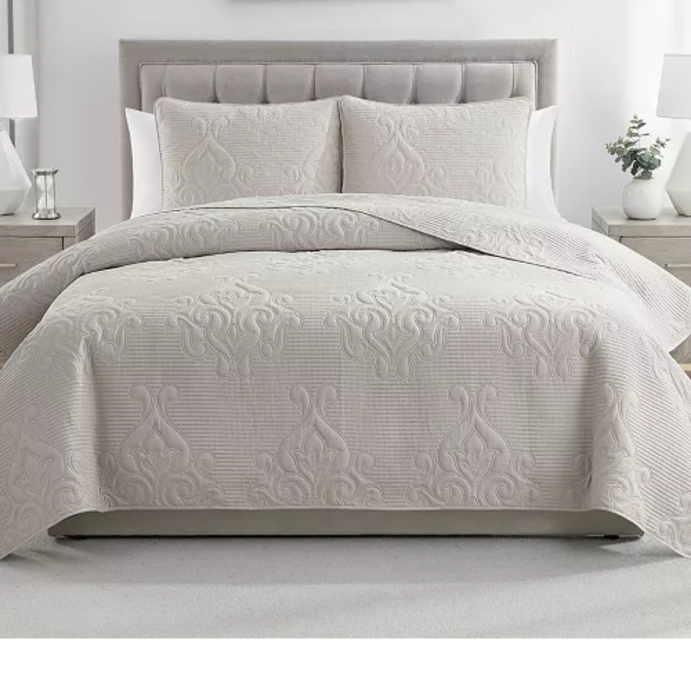 Elegant Quilted Bedding Set